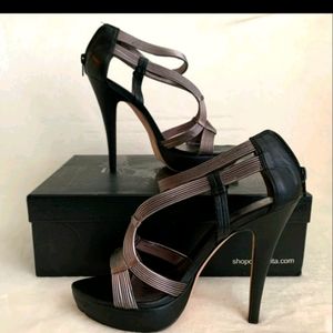 Dolce Vita sandals with box